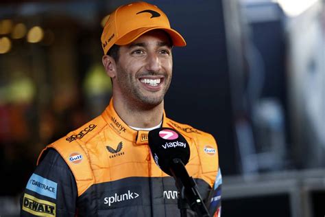 who is daniel ricciardo driving for